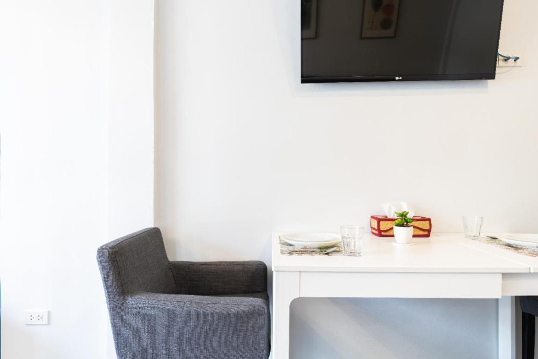 Cozy Studio 1 In Sathorn, Bts Saint Louis Banguecoque Exterior foto